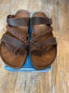 Women’s Brown Braided Strap Sandals